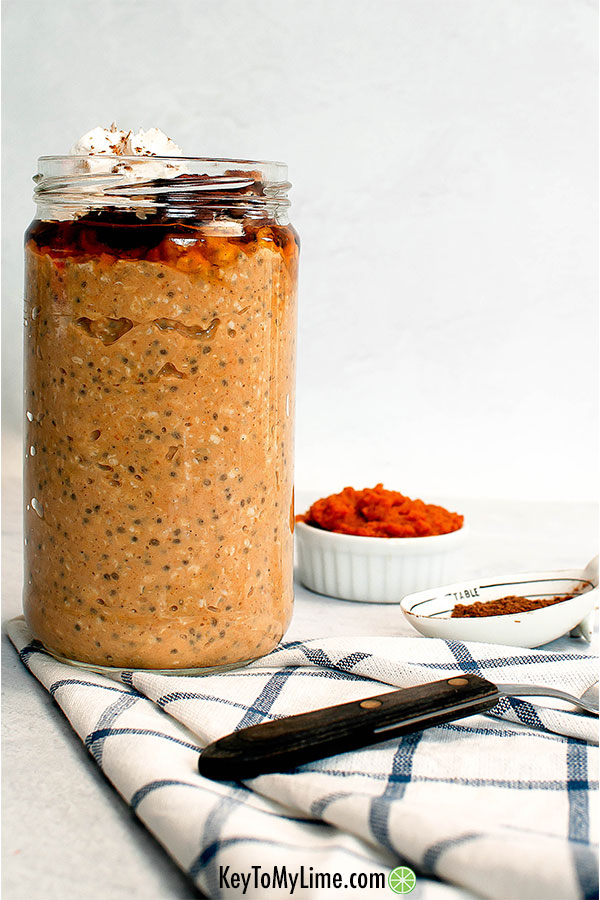 Pumpkin spice overnight oats in a jar.