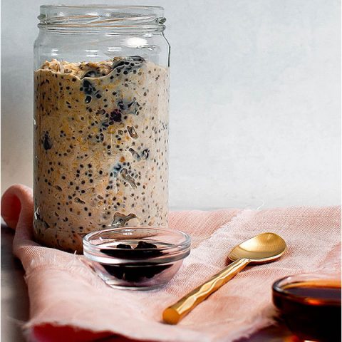 Healthy maple overnight oats with cranberry.