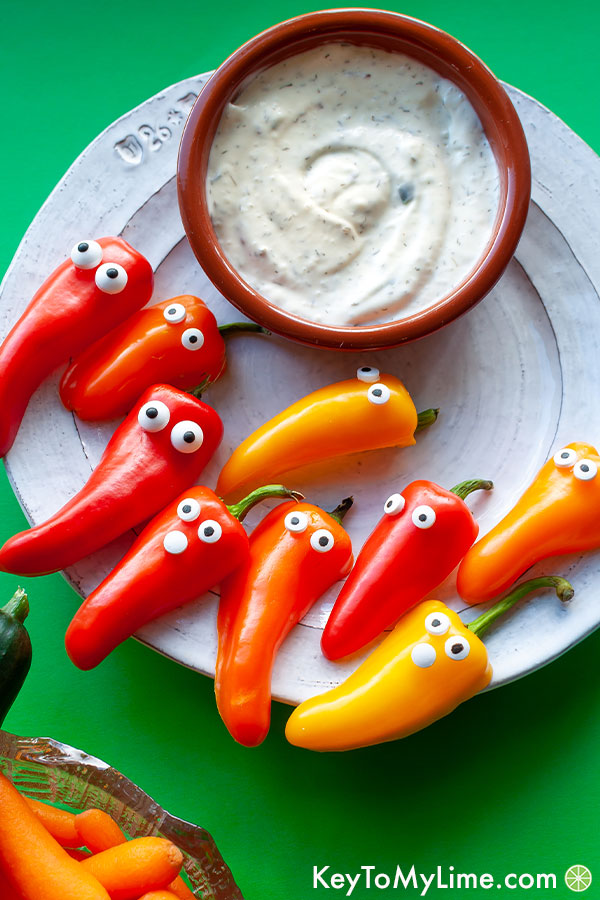 A close up image of the sweet pepper ghosts and dip.