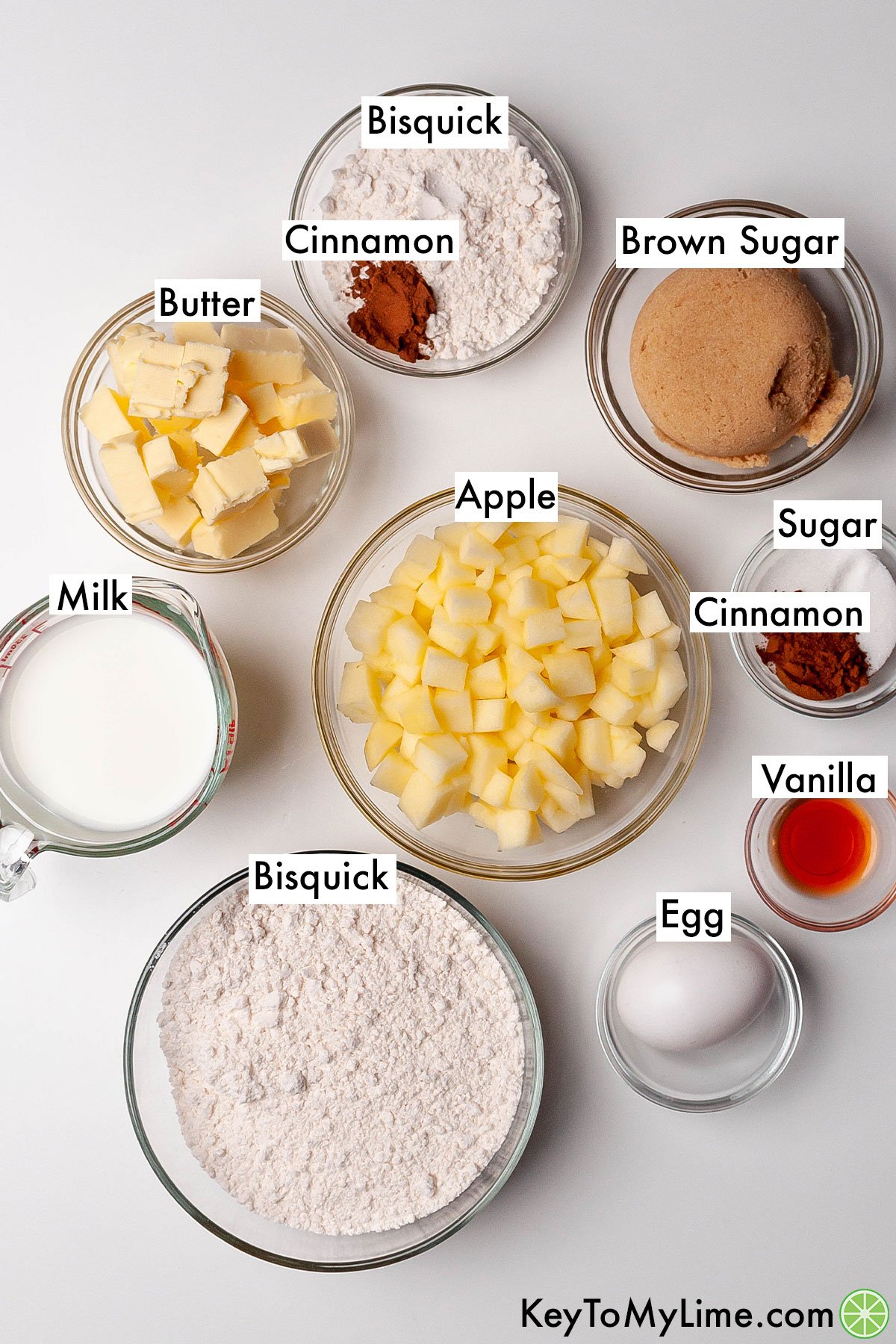 The labeled ingredients for Bisquick coffee cake.