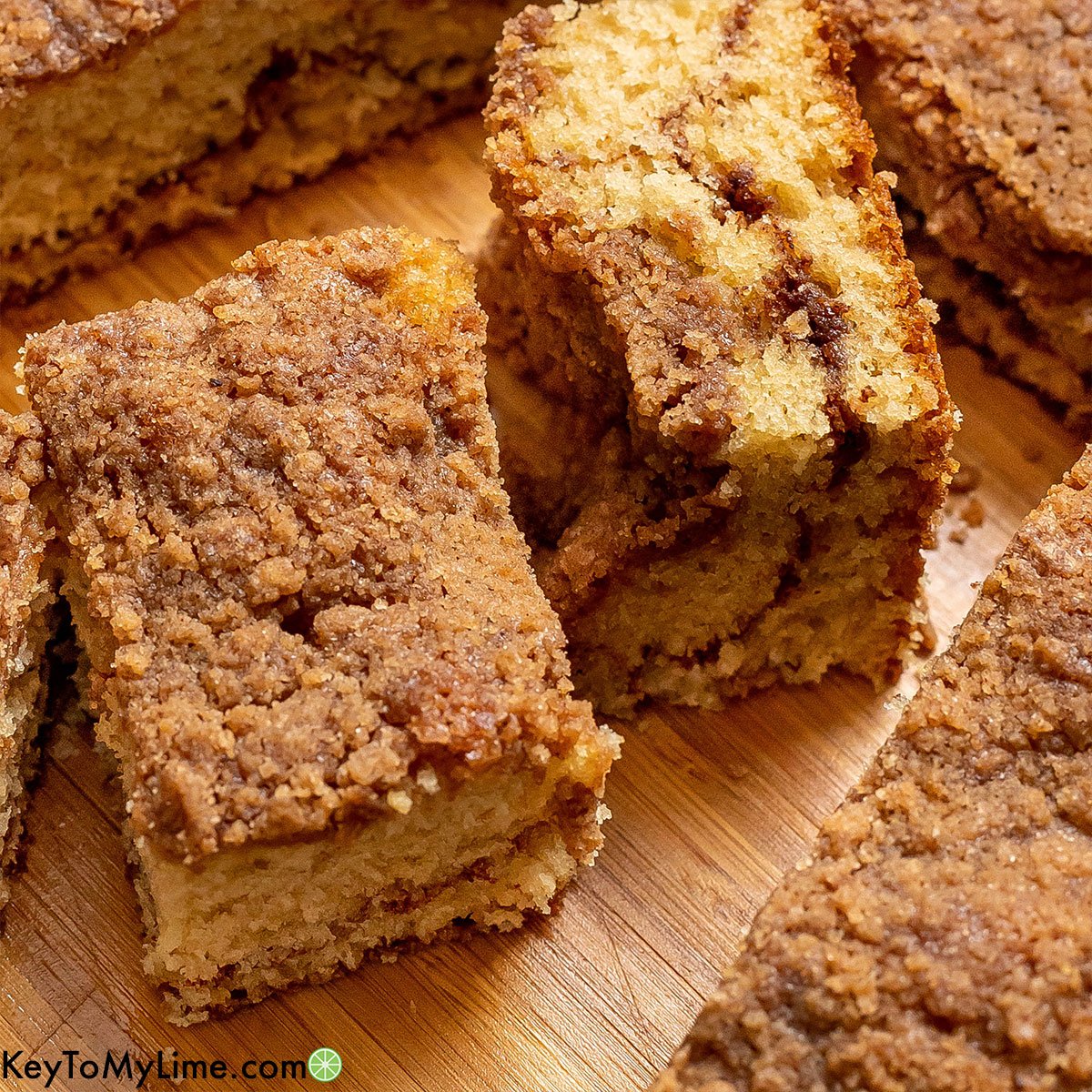 New York Crumb Cake (Breakfast, Brunch, Snack, Dessert, Sweet) - Life's  Little Sweets