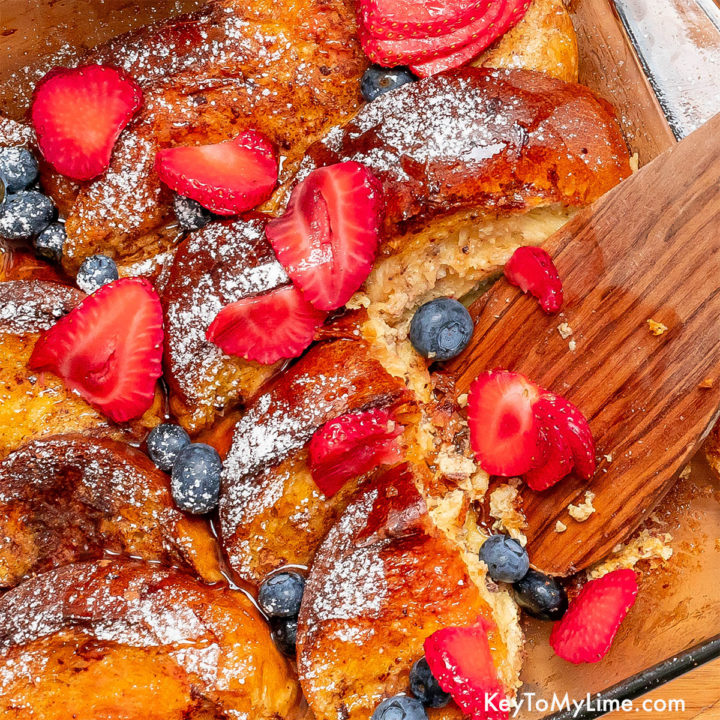 The best French toast bake recipe.
