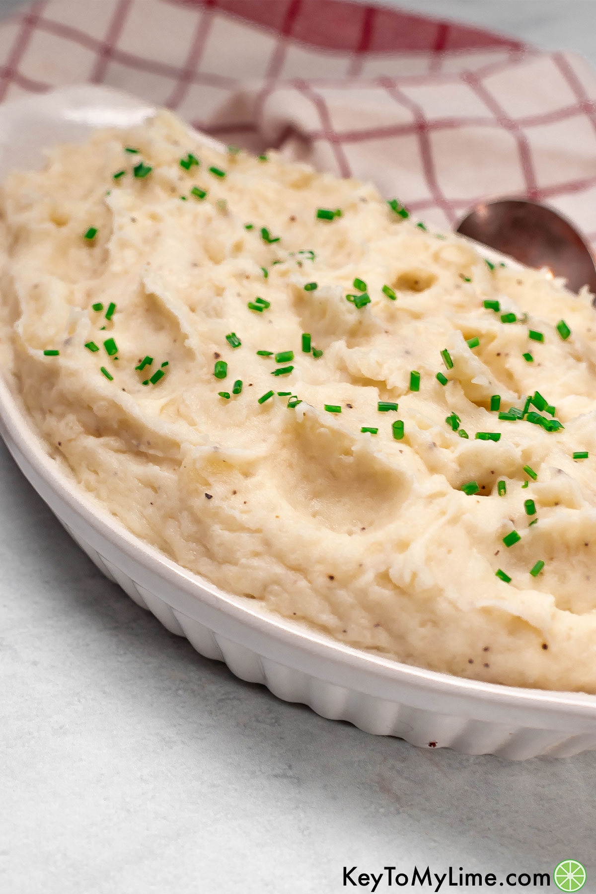 A side image showing the texture of the mashed potatoes.