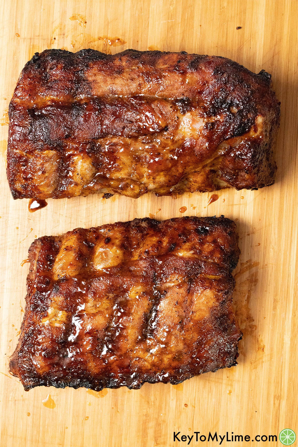 An overhead image showing the final glaze and crispy edges of the ribs.